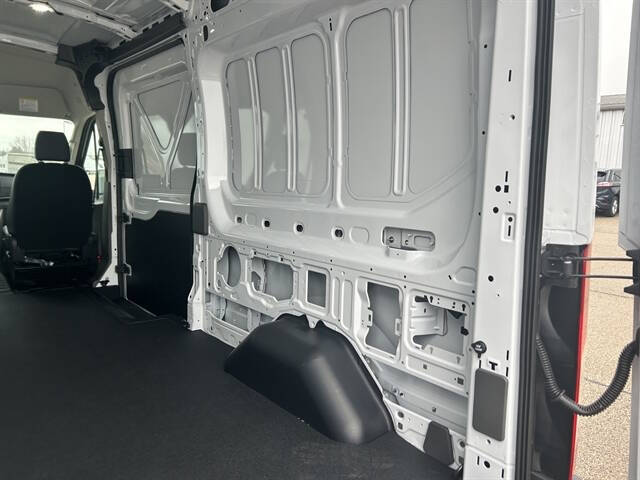 2026 Ford Transit 250