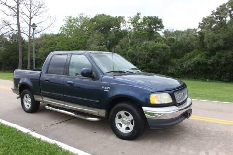 2003 Ford F-150 for sale at Clear Lake Auto World in League City TX