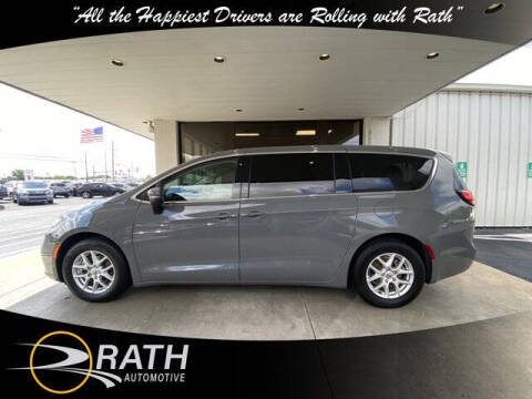 2023 Chrysler Pacifica Touring L