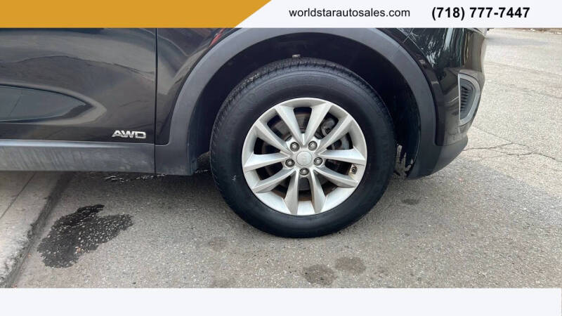 2018 Kia Sorento LX