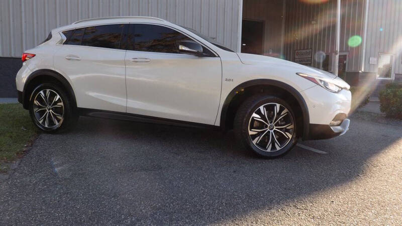 2018 Infiniti QX30 Premium