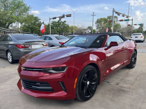 2016 Chevrolet Camaro for sale at Auto Outlet Inc. in Houston TX