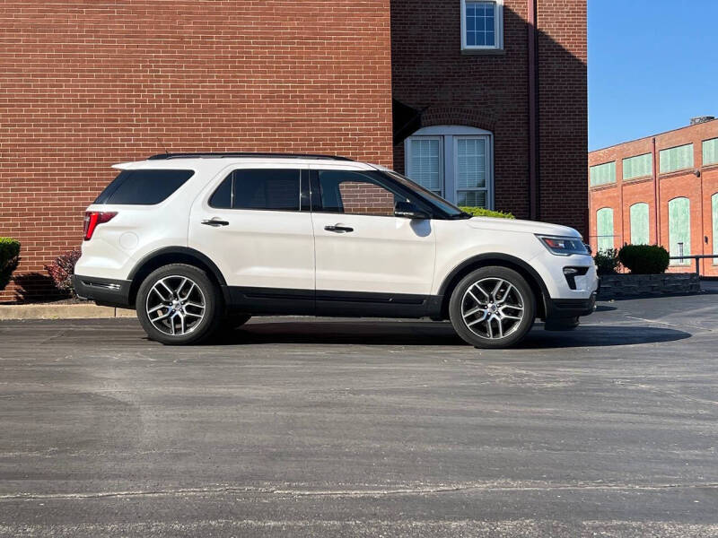 2019 Ford Explorer Sport