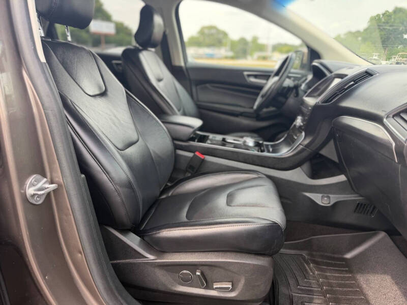 2019 Ford Edge Titanium