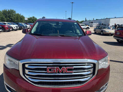 2017 GMC Acadia SLE-2