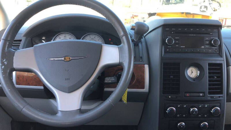 2008 Chrysler Town and Country Touring