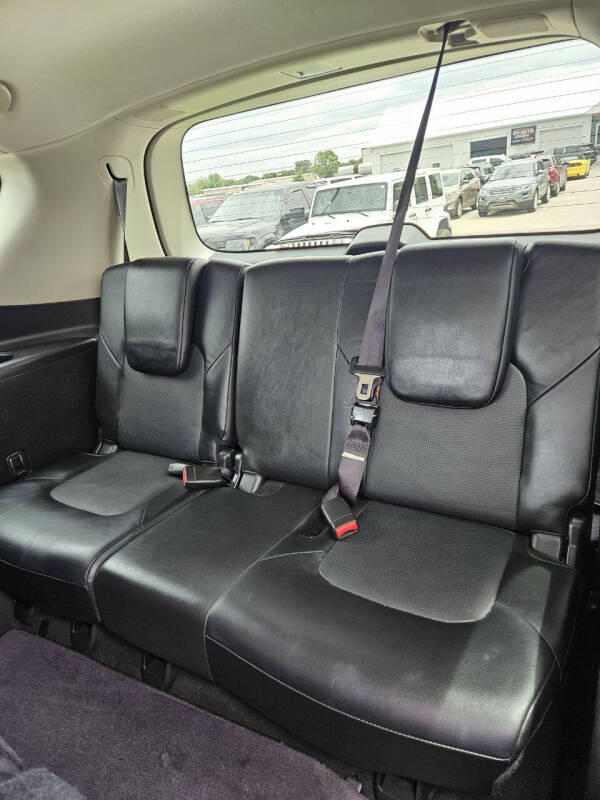 2017 Nissan Armada SL
