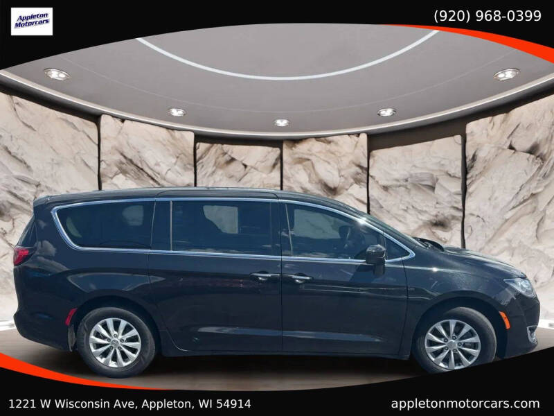 2018 Chrysler Pacifica Touring Plus