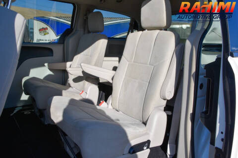 2012 Chrysler Town and Country Touring