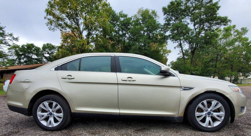 2011 Ford Taurus SEL