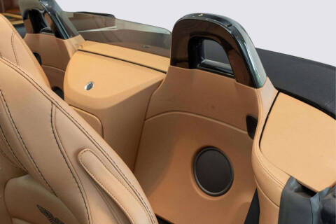 2023 Aston Martin Vantage