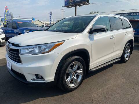 2014 Toyota Highlander for sale at MAGIC AUTO SALES, LLC in Nampa ID