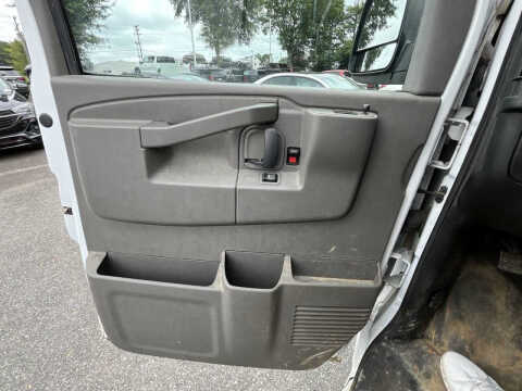 2022 Chevrolet Express 3500