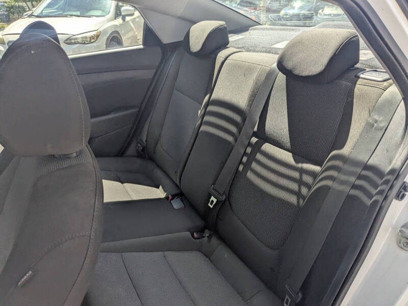 2021 Hyundai Accent SE