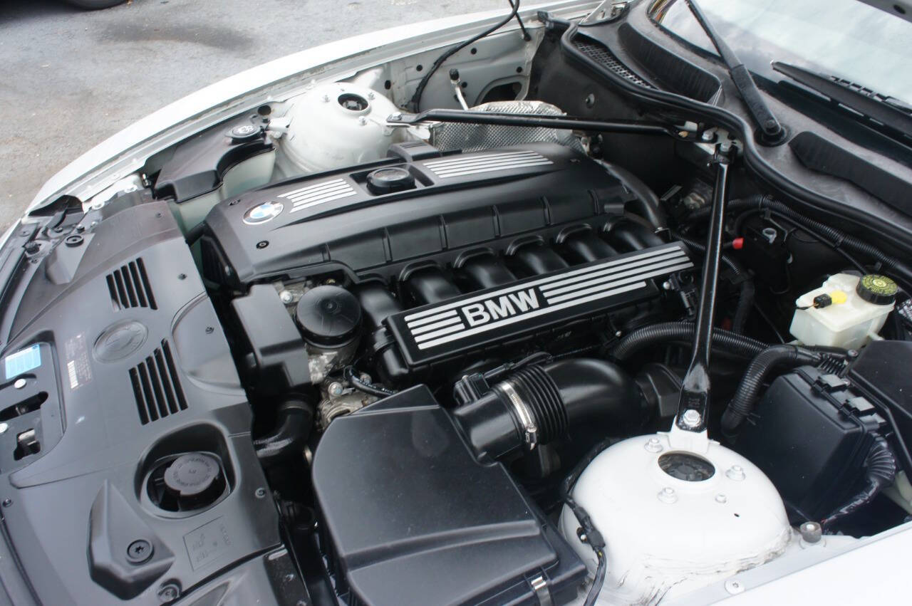 2008 BMW Z4 28