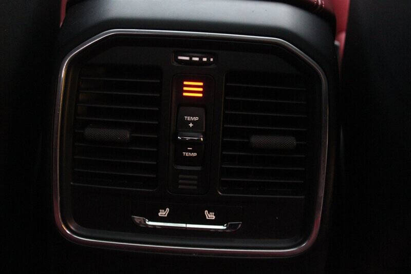 2021 Porsche Macan GTS