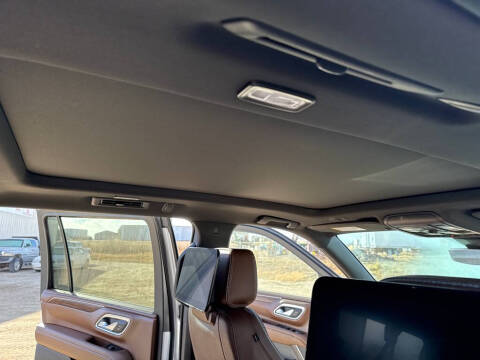 2024 Chevrolet Suburban High Country