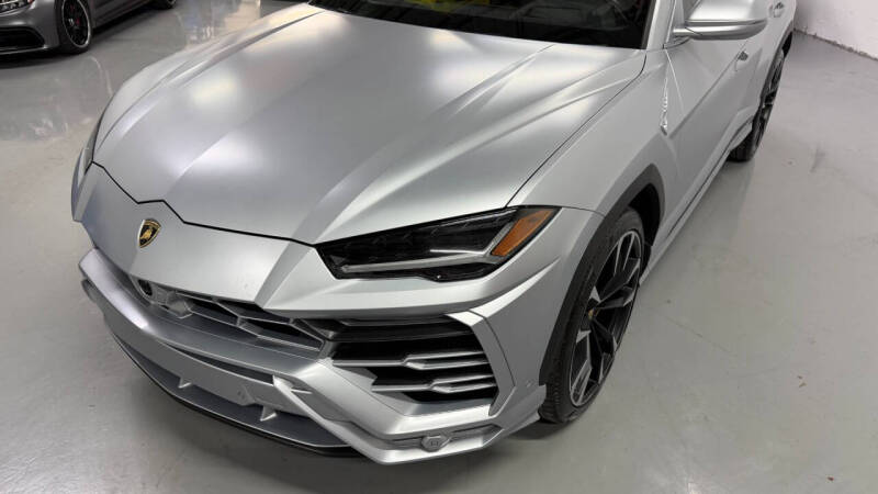 2022 Lamborghini Urus