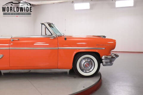 1955 Lincoln Capri