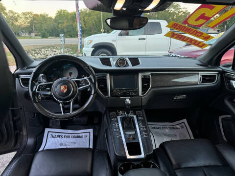 2015 Porsche Macan S