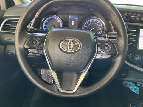 2020 Toyota Camry Hybrid LE