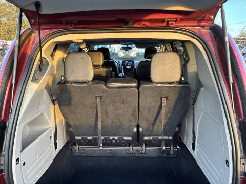 2016 Chrysler Town and Country Touring