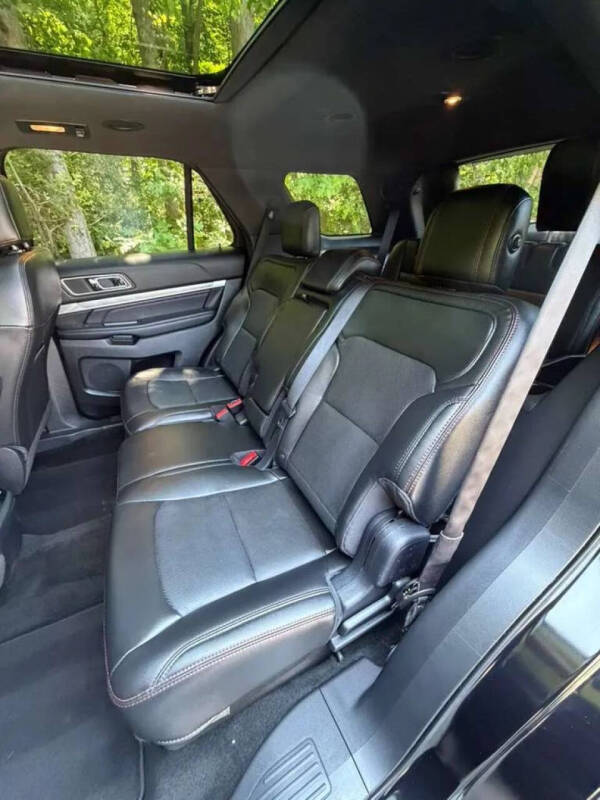 2016 Ford Explorer Sport