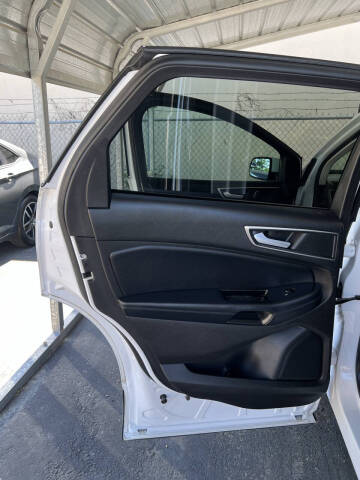 2017 Ford Edge SEL