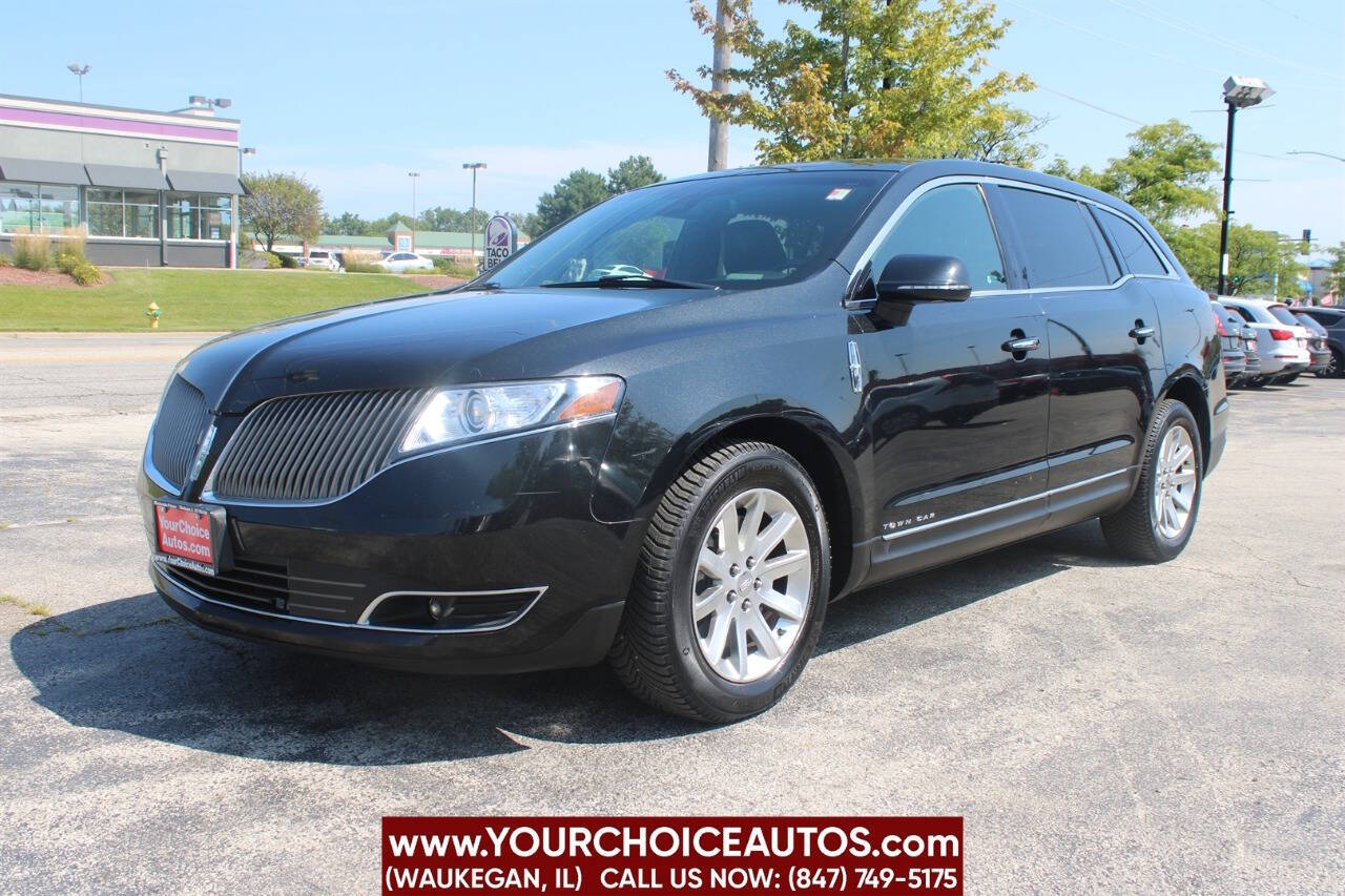 2014 Lincoln MKT Town Car Livery Fleet