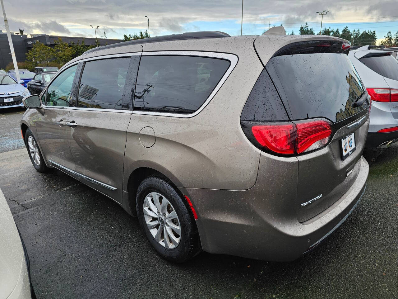 2017 Chrysler Pacifica for sale at Autos by Talon in Seattle, WA