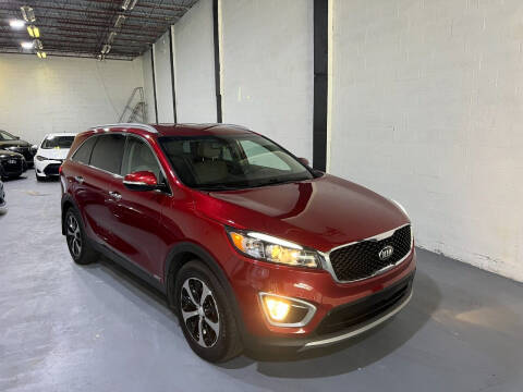 2016 Kia Sorento for sale at Lamberti Auto Collection in Plantation FL