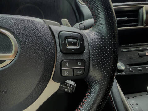 2017 Lexus IS 200t
