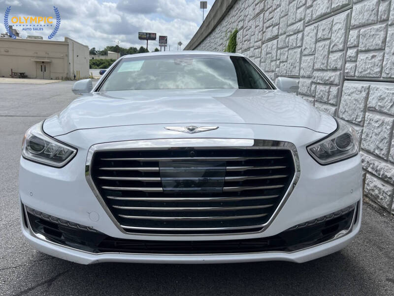 2018 Genesis G90
