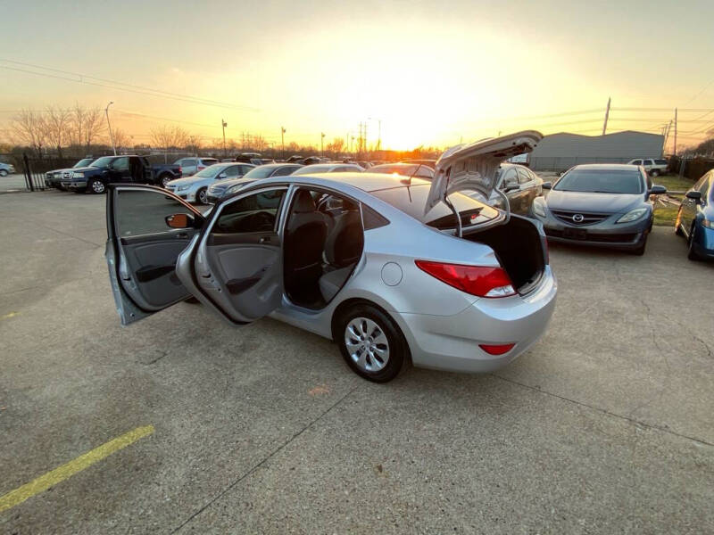 2015 Hyundai Accent GLS