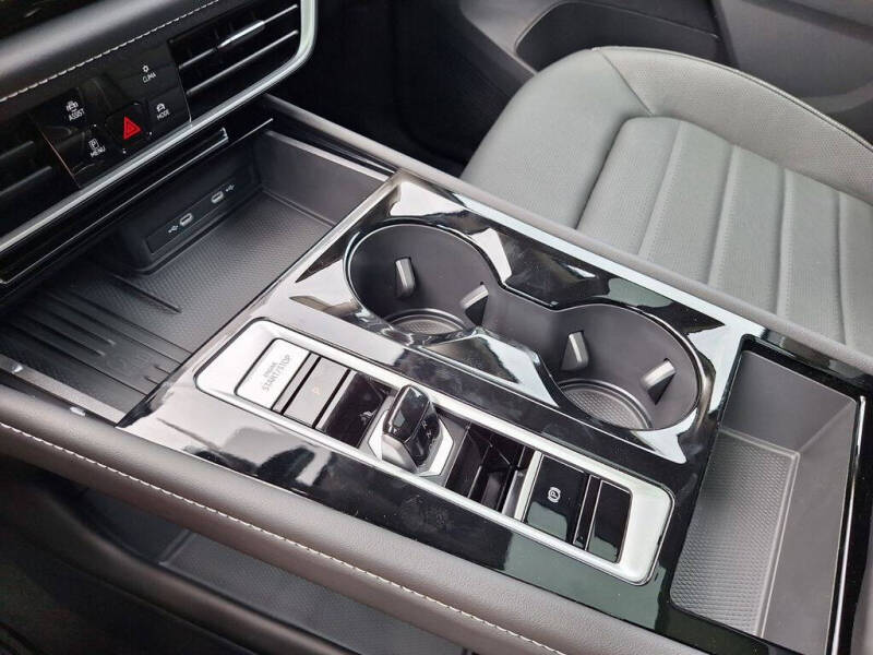 2025 Volkswagen Atlas SEL 4Motion