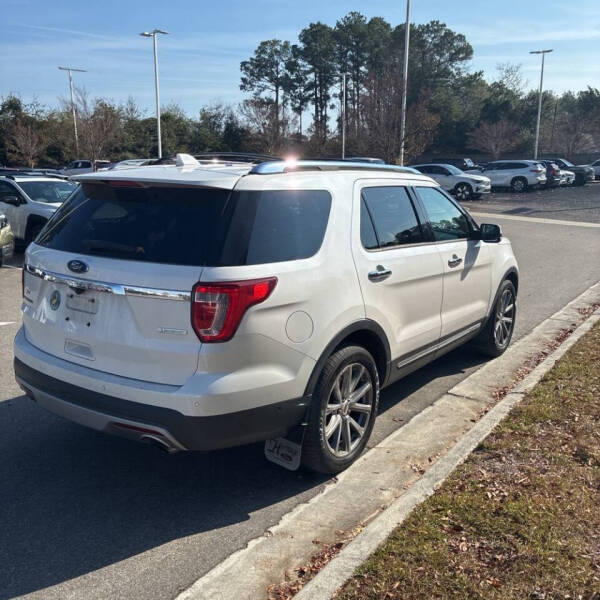 2017 Ford Explorer Limited
