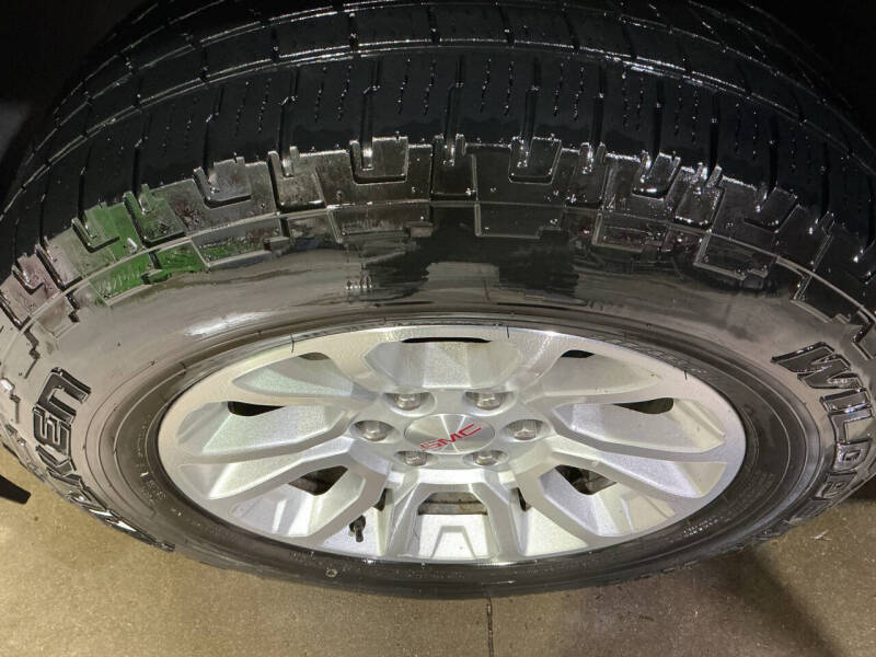 2017 GMC Yukon XL SLT