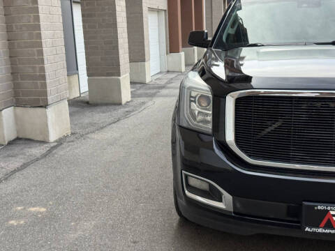2015 GMC Yukon XL SLE