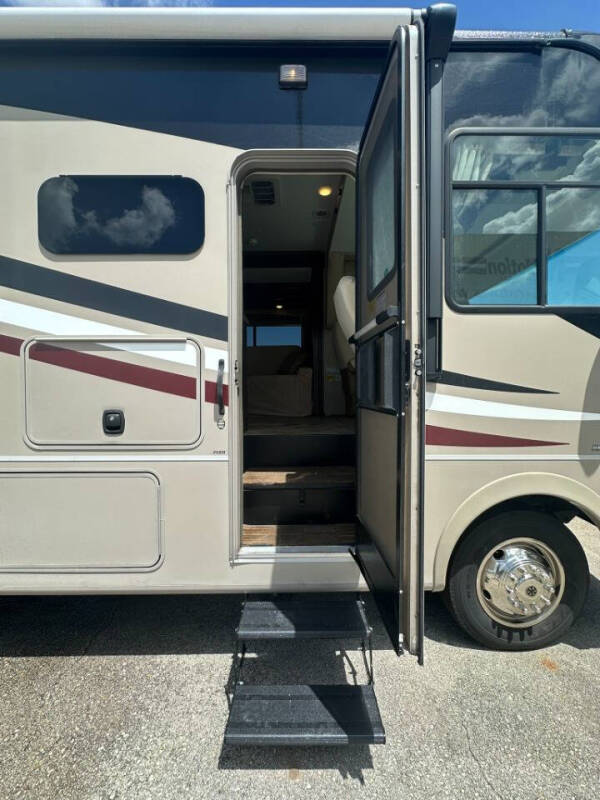 2016 Coachmen Mirada