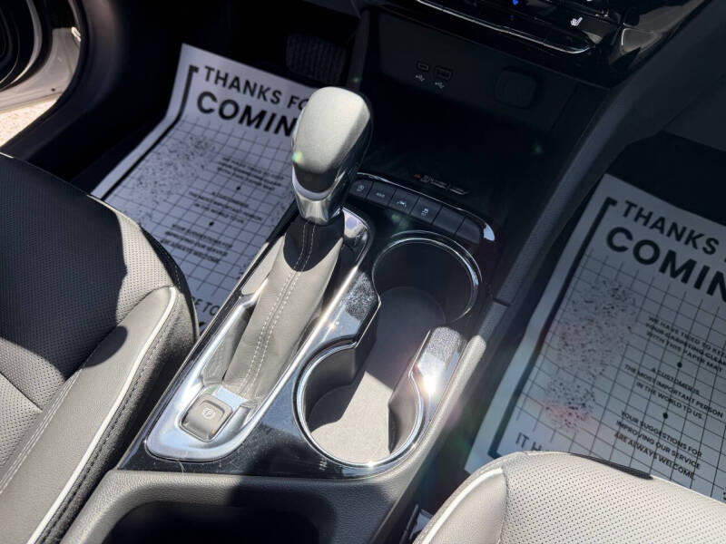 2025 Buick Encore GX Avenir