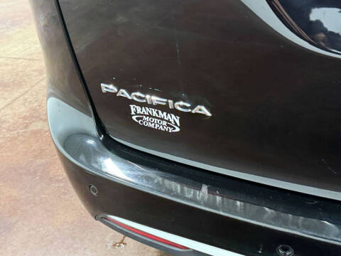 2024 Chrysler Pacifica Touring L