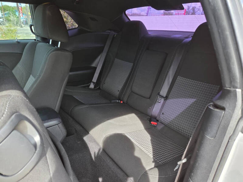 2021 Dodge Challenger SXT