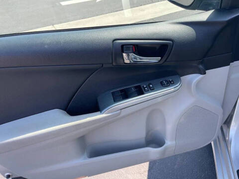 2014 Toyota Camry Hybrid