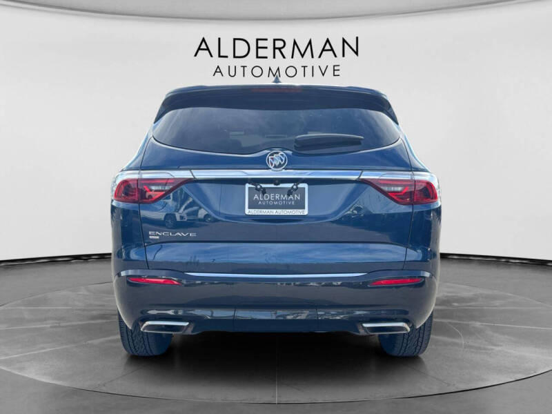 2023 Buick Enclave Essence