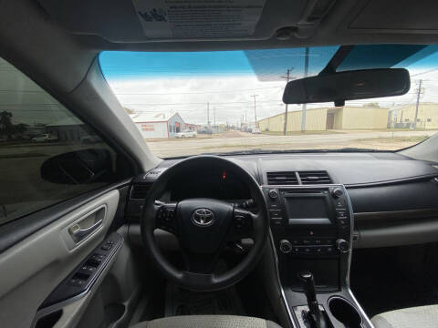 2015 Toyota Camry LE