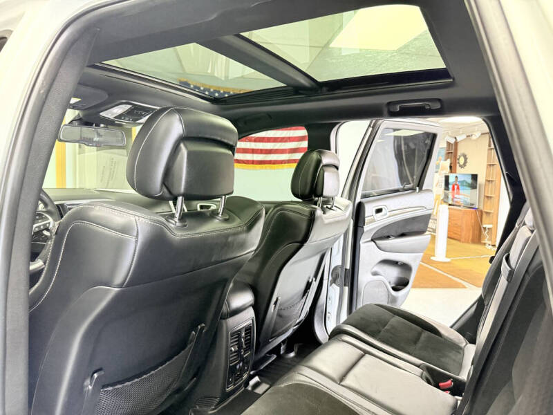 2014 Jeep Grand Cherokee SRT