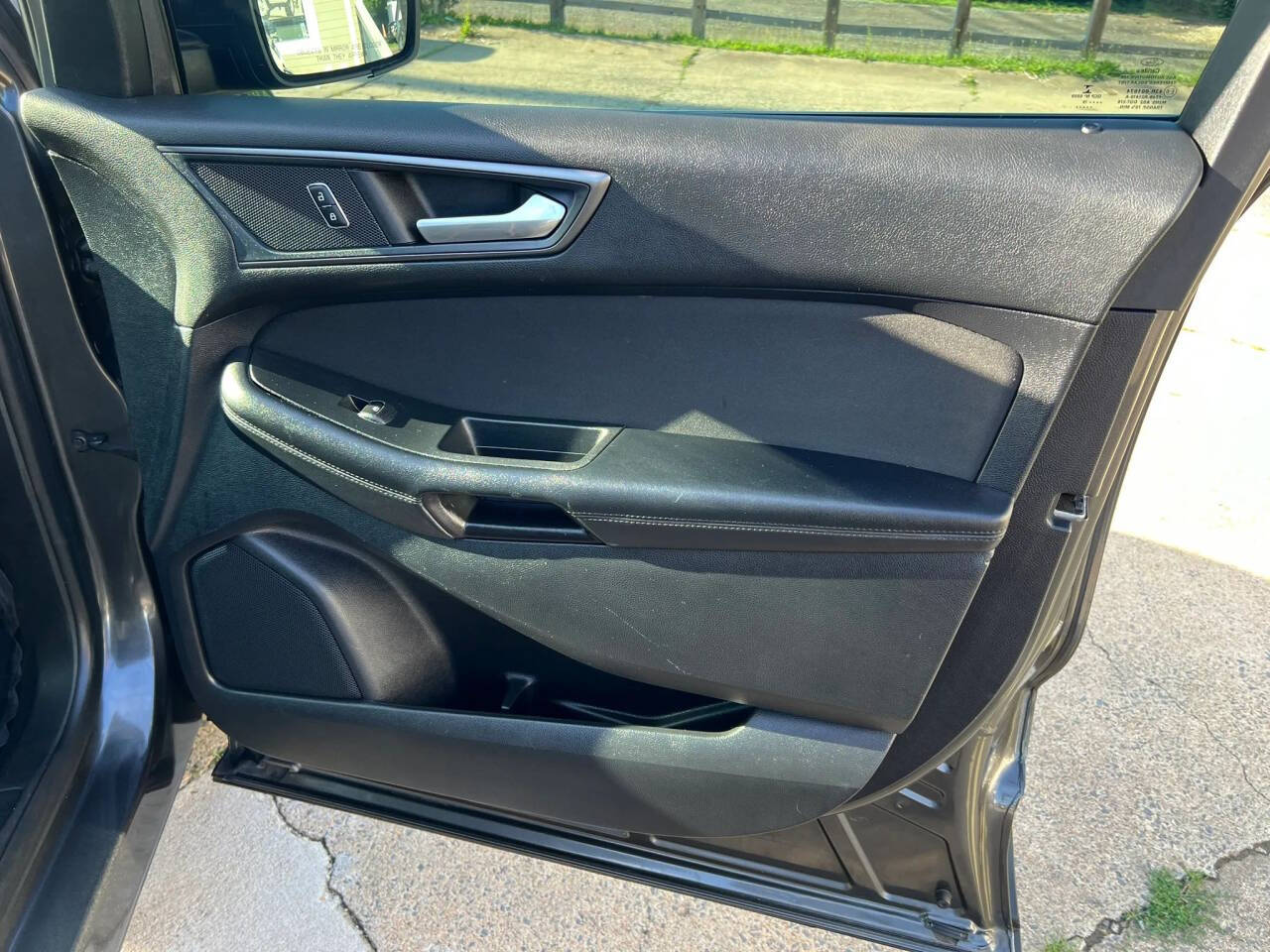 Dk. Gray 2018 Ford Edge SE SE 4dr Crossover 14