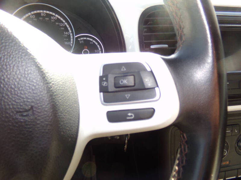 2015 Volkswagen Beetle 1.8T Classic PZEV