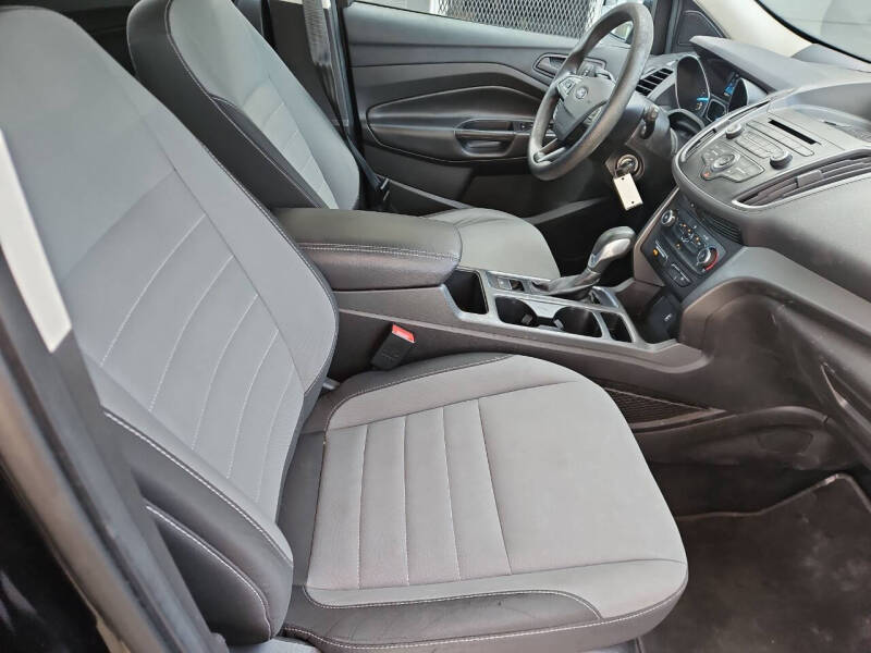 2017 Ford Escape S