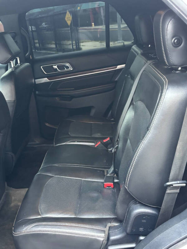 2017 Ford Explorer Limited